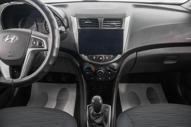 Hyundai Solaris I Рестайлинг с пробегом 2015 года, цена 1 289 000 рублей, 91000 км, хэтчбек, Автокод Объявления