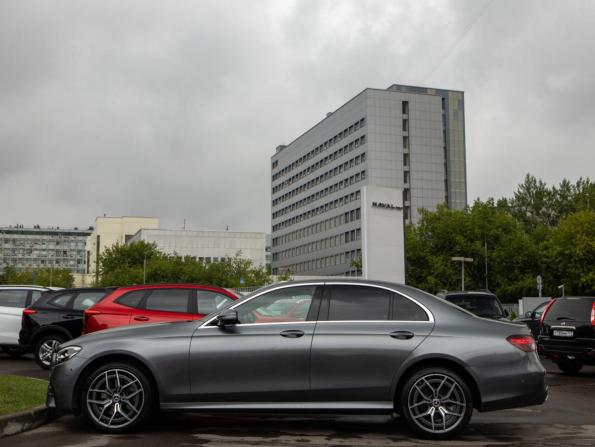 Mercedes-Benz E-Класс V (W213 S213 C238) Рестайлинг с пробегом 2021 года, цена 4 513 000 рублей, 48826 км, седан, Автокод Объявления