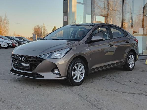 Hyundai Solaris II Рестайлинг с пробегом 2021 года, цена 1 757 600 рублей, 44730 км, седан, Автокод Объявления