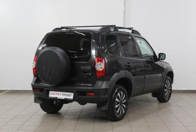 Chevrolet Niva I Рестайлинг с пробегом 2017 года, цена 715 000 рублей, 69867 км, внедорожник, Автокод Объявления