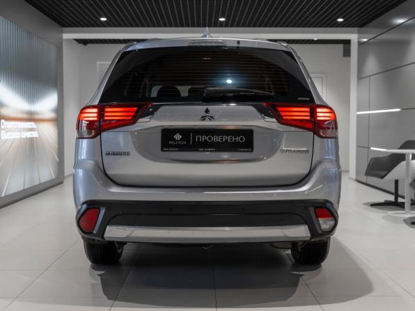 Mitsubishi Outlander III Рестайлинг 2 с пробегом 2017 года, цена 2 120 000 рублей, 74846 км, внедорожник, Автокод Объявления