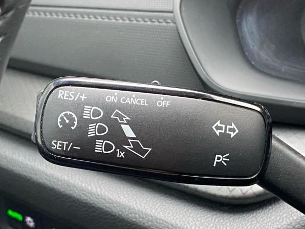 Skoda Octavia IV (A8) с пробегом 2021 года, цена 2 365 000 рублей, 78775 км, лифтбек, Автокод Объявления