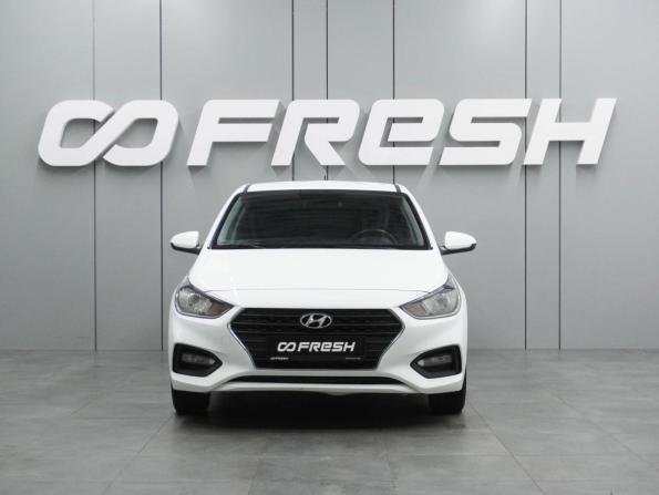 Hyundai Solaris II с пробегом 2020 года, цена 1 379 030 рублей, 82024 км, седан, Автокод Объявления
