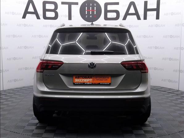 Volkswagen Tiguan II с пробегом 2020 года, цена 2 194 000 рублей, 102873 км, внедорожник, Автокод Объявления