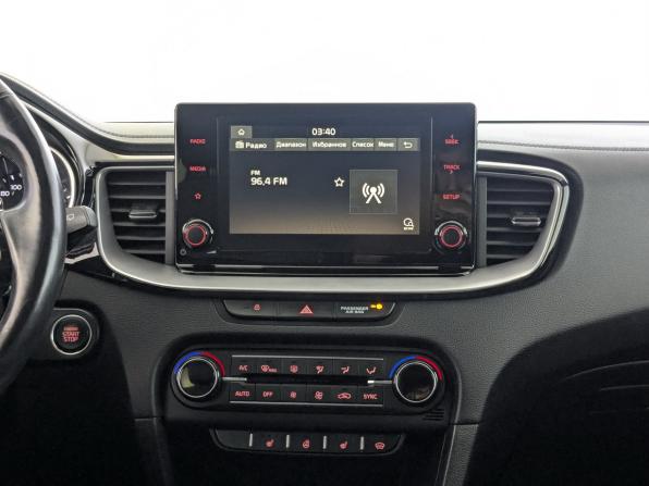 Kia Ceed III с пробегом 2021 года, цена 2 100 000 рублей, 74950 км, универсал, Автокод Объявления