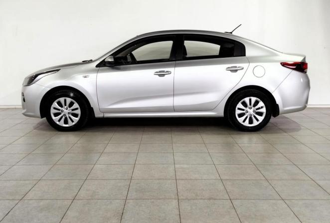 Kia Rio IV с пробегом 2017 года, цена 1 315 000 рублей, 135675 км, седан, Автокод Объявления