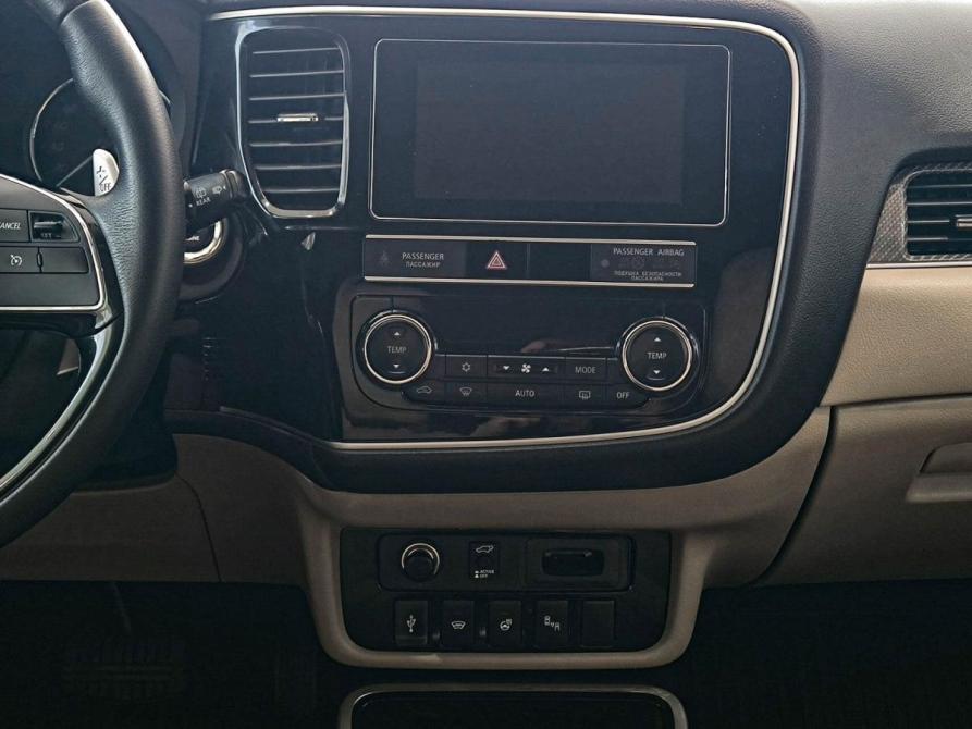 Mitsubishi Outlander III Рестайлинг 3 Казань  - изображение 18
