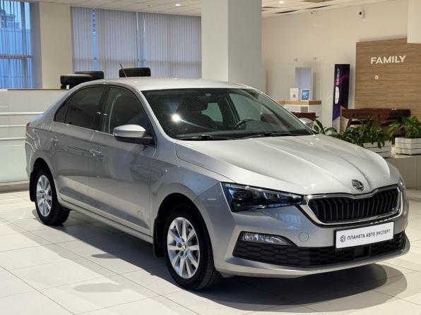 Skoda Rapid II с пробегом 2021 года, цена 1 499 000 рублей, 65828 км, лифтбек, Автокод Объявления