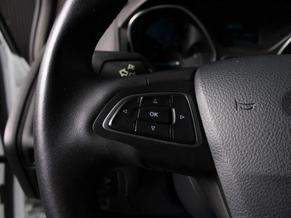 Ford Focus III Рестайлинг с пробегом 2018 года, цена 1 839 000 рублей, 32000 км, седан, Автокод Объявления