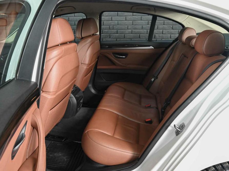BMW 5 серии VI (F10/F11/F07) Рестайлинг Екатеринбург  - изображение 11