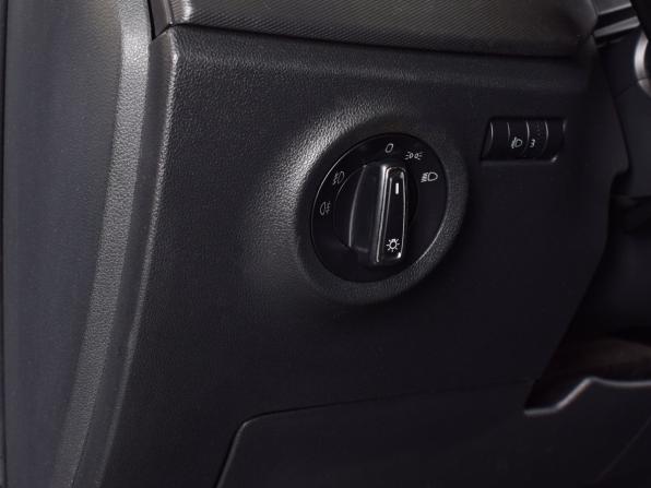Skoda Rapid II с пробегом 2021 года, цена 1 399 995 рублей, 175419 км, лифтбек, Автокод Объявления