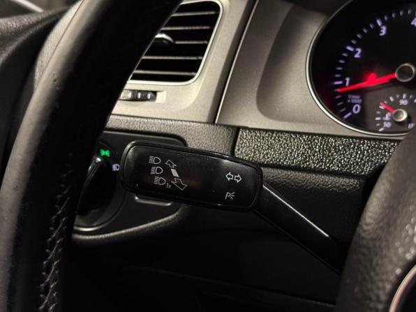 Volkswagen Golf VII с пробегом 2013 года, цена 900 000 рублей, 206989 км, хэтчбек, Автокод Объявления