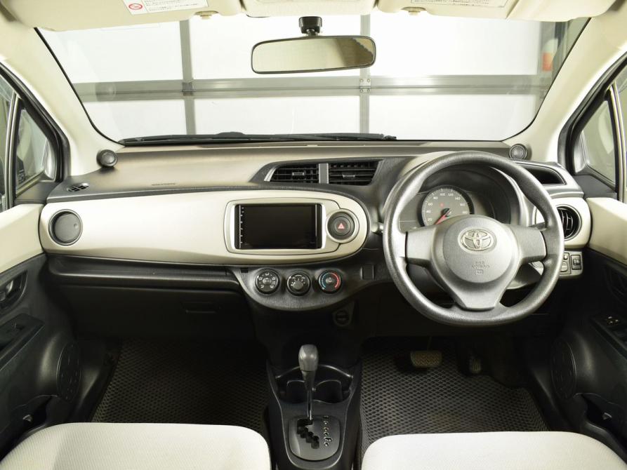 Toyota Vitz III (XP130) Кемерово  - изображение 9