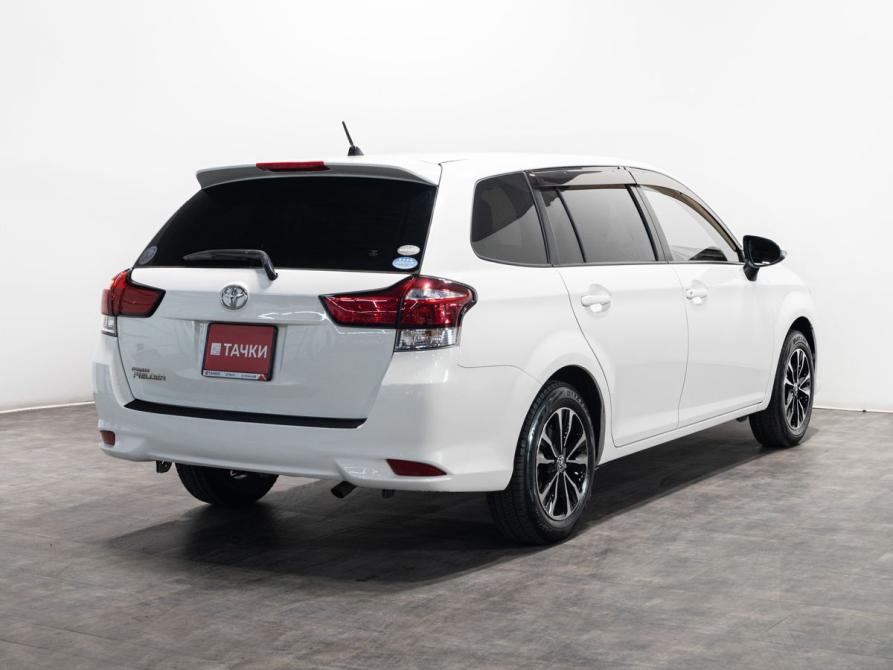 Toyota Corolla XI (E160 E170 E180) Рестайлинг 1 Чита  - изображение 3