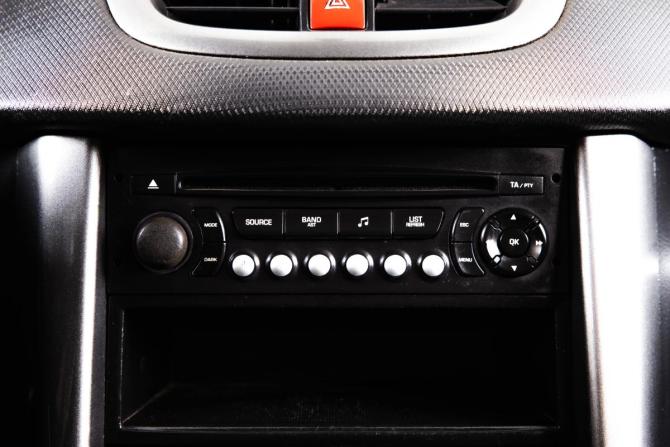 Peugeot 207 I Рестайлинг с пробегом 2010 года, цена 399 000 рублей, 188000 км, хэтчбек, Автокод Объявления