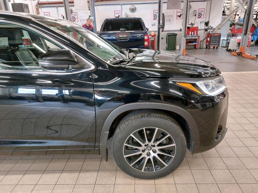 Toyota Highlander III (XU50) Рестайлинг Москва  - изображение 17