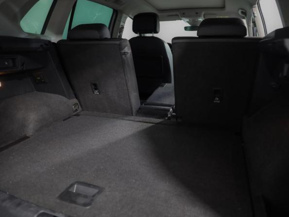 Volkswagen Tiguan II с пробегом 2019 года, цена 2 159 000 рублей, 184352 км, внедорожник, Автокод Объявления