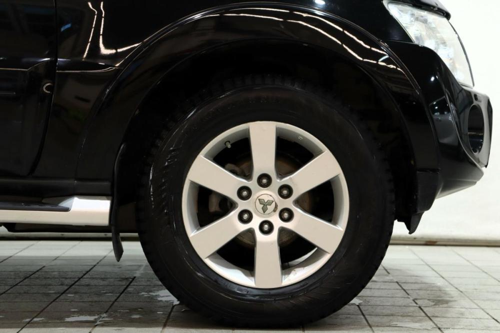 Mitsubishi Pajero IV Рестайлинг 1 Сургут  - изображение 12