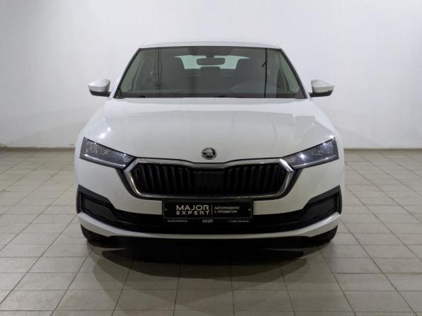 Skoda Octavia IV (A8) с пробегом 2021 года, цена 2 465 000 рублей, 53778 км, лифтбек, Автокод Объявления