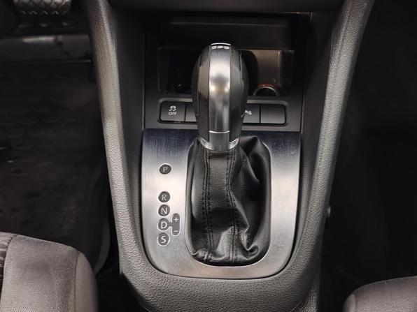 Volkswagen Golf VI с пробегом 2011 года, цена 555 000 рублей, 281250 км, хэтчбек, Автокод Объявления