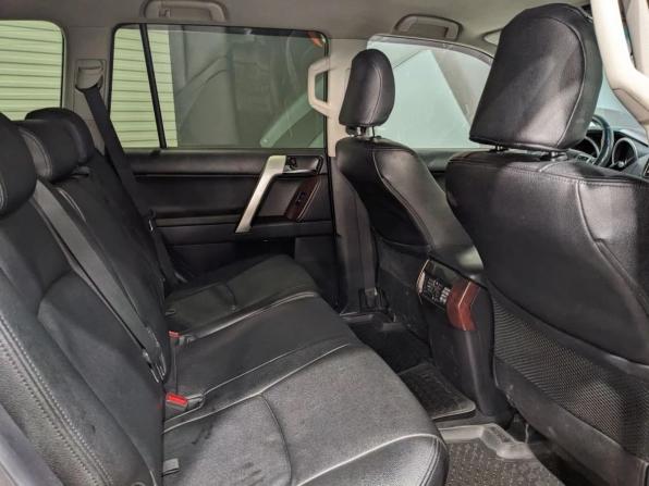 Toyota Land Cruiser Prado 150 Series Рестайлинг 1 с пробегом 2015 года, цена 3 080 000 рублей, 201000 км, внедорожник, Автокод Объявления