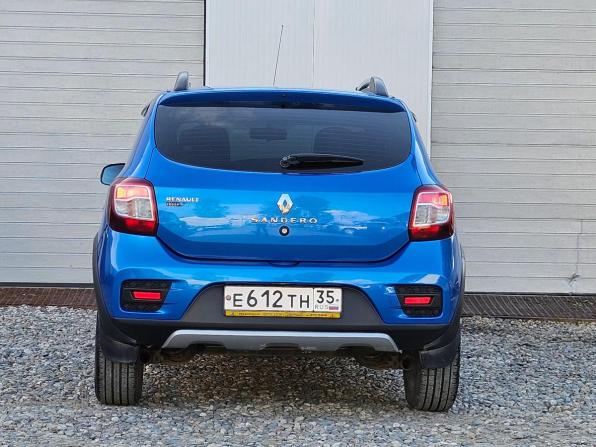 Renault Sandero II с пробегом 2016 года, цена 980 000 рублей, 60000 км, хэтчбек, Автокод Объявления