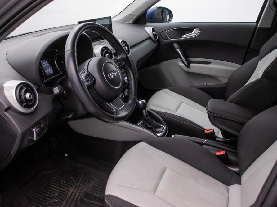 Audi A1 I (8X) Москва  - изображение 10