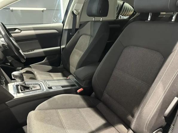 Volkswagen Passat B8 с пробегом 2015 года, цена 1 466 000 рублей, 130000 км, седан, Автокод Объявления