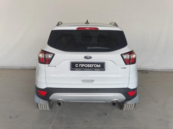 Ford Kuga II Рестайлинг с пробегом 2018 года, цена 1 385 000 рублей, 209799 км, внедорожник, Автокод Объявления