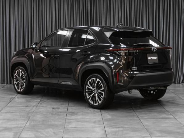 Toyota Yaris Cross с пробегом 2021 года, цена 2 357 000 рублей, 55242 км, внедорожник, Автокод Объявления
