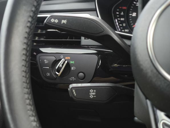 Audi A4 V (B9) с пробегом 2015 года, цена 1 937 000 рублей, 109826 км, седан, Автокод Объявления