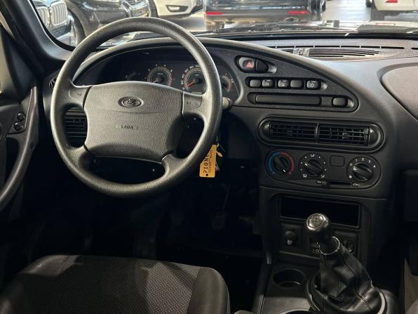 Lada (ВАЗ) Niva Travel I с пробегом 2022 года, цена 990 000 рублей, 60000 км, внедорожник, Автокод Объявления