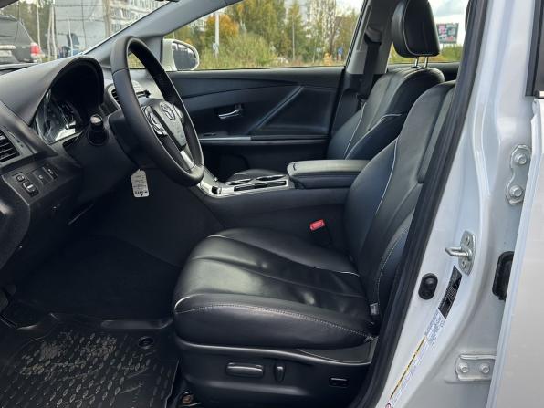 Toyota Venza I Рестайлинг с пробегом 2013 года, цена 2 199 000 рублей, 195135 км, внедорожник, Автокод Объявления