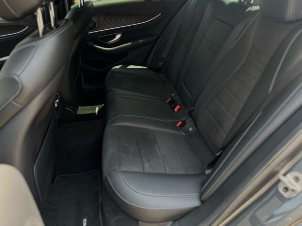 Mercedes-Benz E-Класс V (W213 S213 C238) Рестайлинг с пробегом 2021 года, цена 5 019 000 рублей, 40034 км, седан, Автокод Объявления