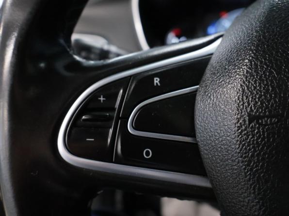 Renault Megane IV с пробегом 2017 года, цена 1 288 700 рублей, 174938 км, универсал, Автокод Объявления