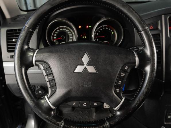Mitsubishi Pajero IV Рестайлинг 1 с пробегом 2012 года, цена 1 949 000 рублей, 251208 км, внедорожник, Автокод Объявления