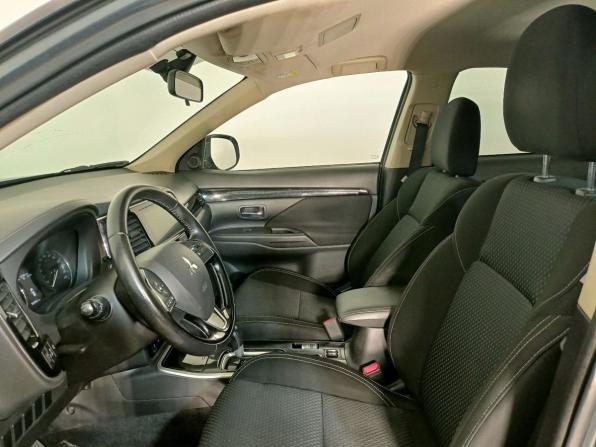 Mitsubishi Outlander III Рестайлинг 3 с пробегом 2019 года, цена 2 119 000 рублей, 106000 км, внедорожник, Автокод Объявления