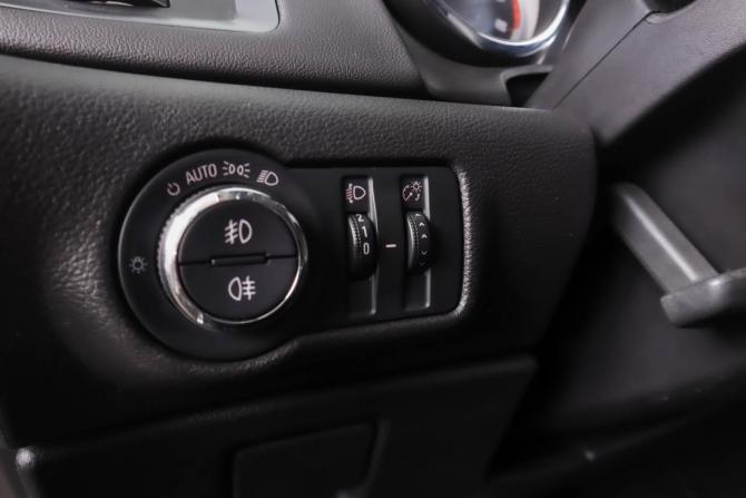 Opel Astra J Рестайлинг с пробегом 2014 года, цена 799 000 рублей, 198000 км, хэтчбек, Автокод Объявления