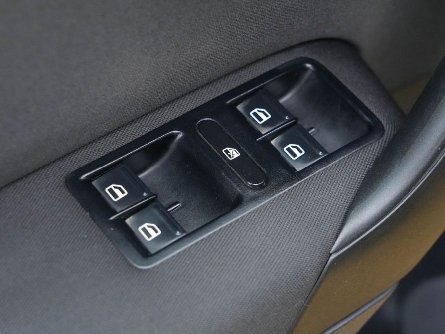 Volkswagen Polo V Новосибирск  - изображение 13