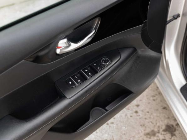 Kia Cerato IV Рестайлинг с пробегом 2021 года, цена 1 730 000 рублей, 121478 км, седан, Автокод Объявления
