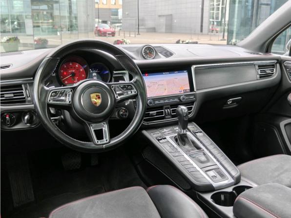 Porsche Macan I Рестайлинг с пробегом 2020 года, цена 4 750 000 рублей, 142980 км, внедорожник, Автокод Объявления
