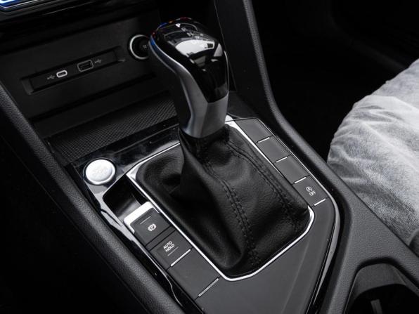 Volkswagen Tiguan II Рестайлинг (China Market) с пробегом 2024 года, цена 3 810 000 рублей, 136 км, внедорожник, Автокод Объявления