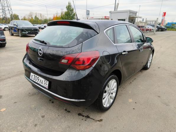 Opel Astra J Рестайлинг с пробегом 2013 года, цена 649 000 рублей, 183372 км, хэтчбек, Автокод Объявления