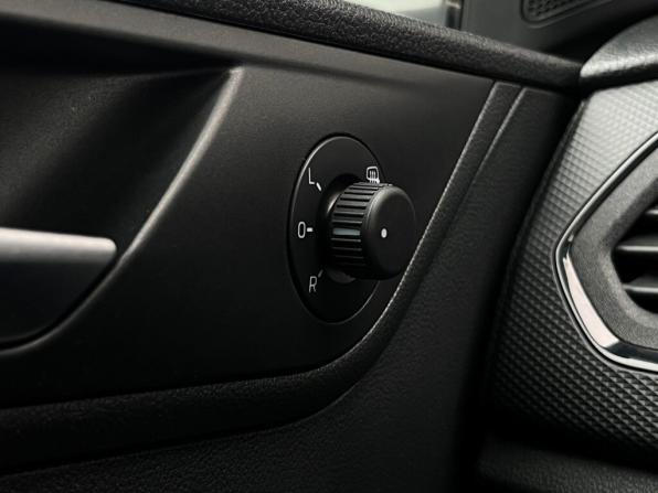 Volkswagen Polo VI с пробегом 2020 года, цена 1 464 100 рублей, 121803 км, лифтбек, Автокод Объявления