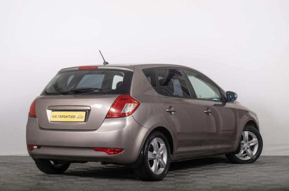 Kia Ceed I Рестайлинг Томск  - изображение 7
