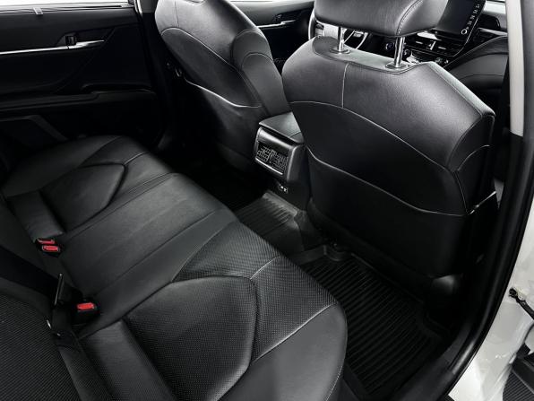 Toyota Camry VIII (XV70) Рестайлинг с пробегом 2021 года, цена 3 460 000 рублей, 88200 км, седан, Автокод Объявления