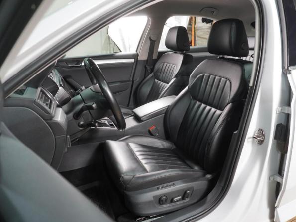 Skoda Superb III с пробегом 2019 года, цена 2 129 000 рублей, 91411 км, лифтбек, Автокод Объявления