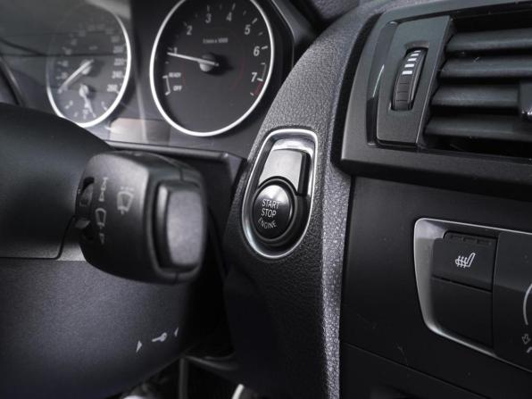 BMW 1 серии II (F20/F21) с пробегом 2012 года, цена 1 050 000 рублей, 164073 км, хэтчбек, Автокод Объявления