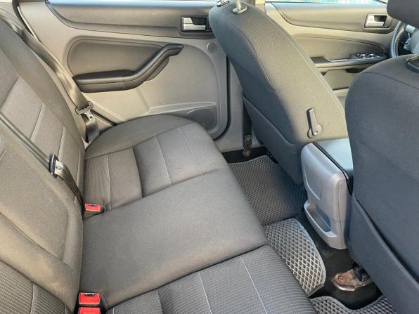 Ford Focus II Рестайлинг с пробегом 2010 года, цена 540 000 рублей, 174805 км, седан, Автокод Объявления