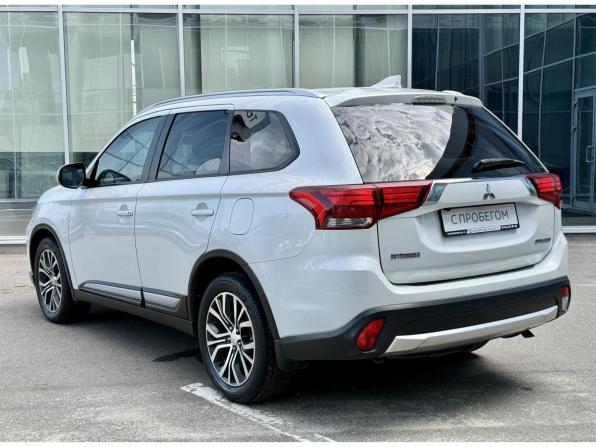 Mitsubishi Outlander III Рестайлинг 2 с пробегом 2017 года, цена 2 015 000 рублей, 148626 км, внедорожник, Автокод Объявления